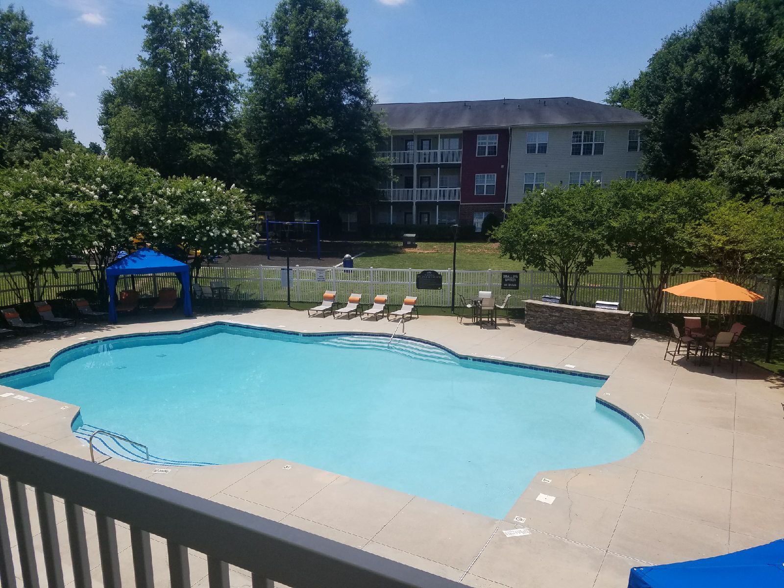 Ashford Place Apartments in Charlotte, NC